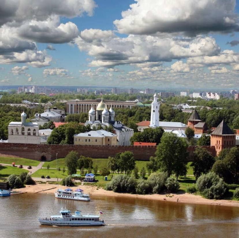 Великий новгородский. Великий Новгород Кремль. Великий Новгород Кремль Детинец. Великий Новгород Кремль летом. Великий Новгород Великий Новгород.