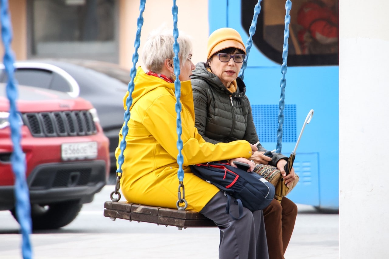 Сколько получают пенсионеры старше 80 лет