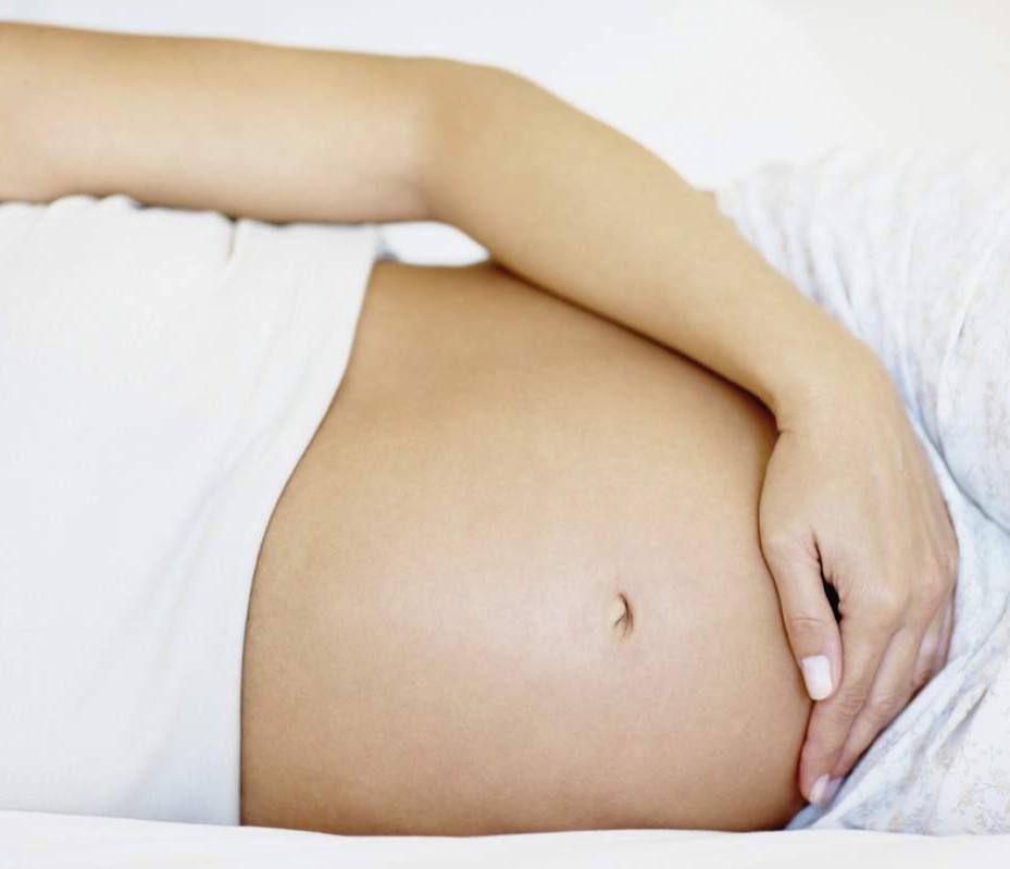 Ребенку 4 года болит пупок. Пупок при беременности 1 триместр. Сыпь на животе у беременной 2 триместр. Живот режут беременным. Высыпания на животе при беременности на поздних сроках.