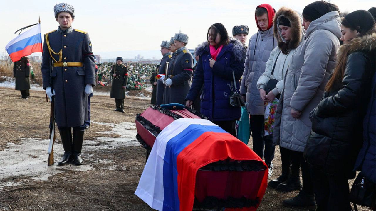 Последние потери на сво. Украина похороны солдат 2022. Похороны псковских десантников 2022. Похороны солдат России погибших на Украине.