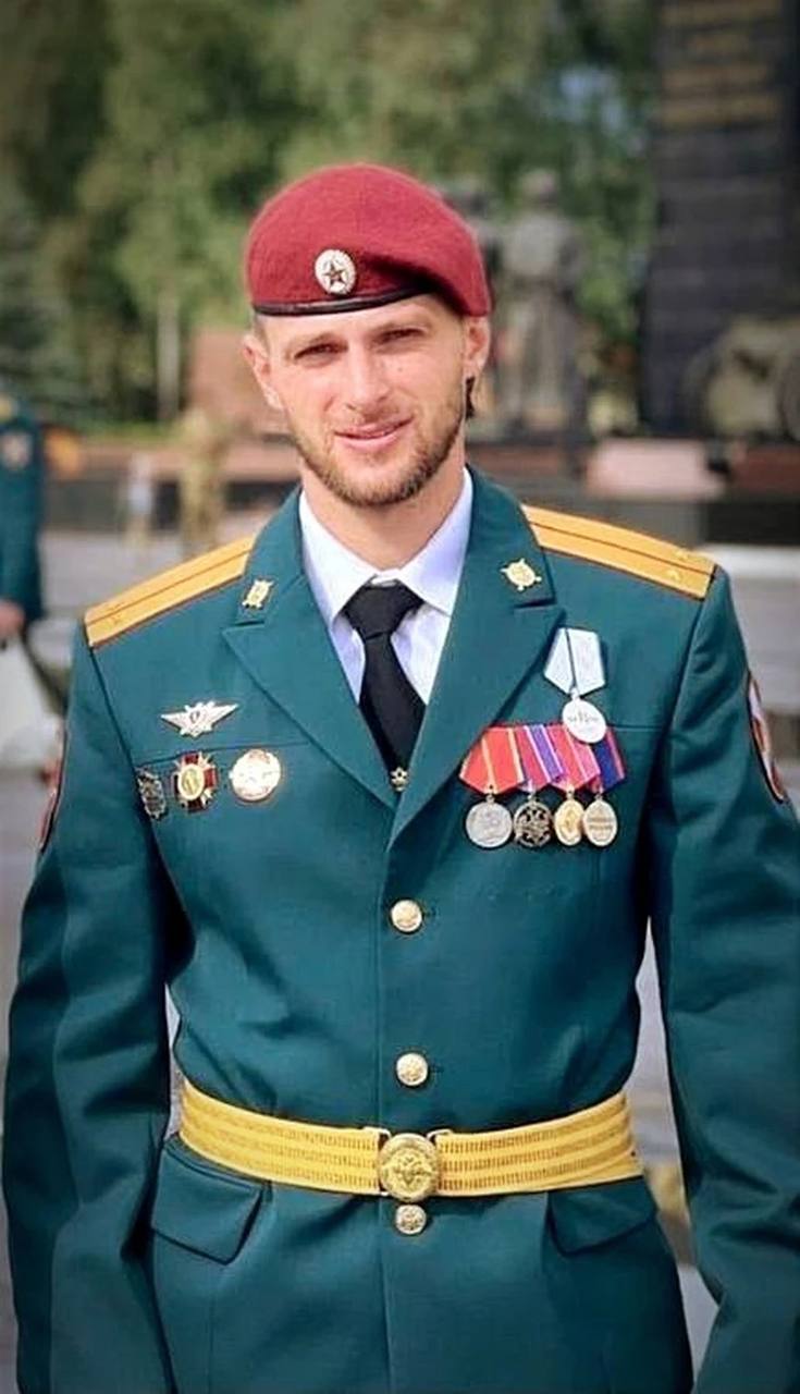 Старший лейтенант Александр Потапов